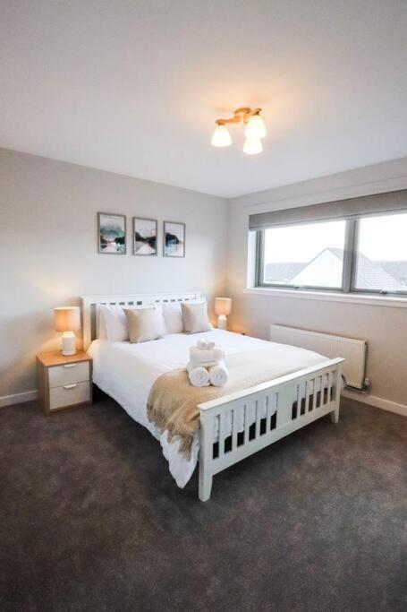 Retreat By The Castle Free Designated Parking Apartment *